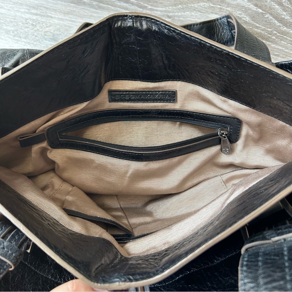 BCBGMAXAZRIA Black Patent Leather Hand Bag - Picture 10 of 16